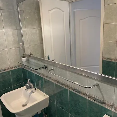 Konukevi Spanic Palace