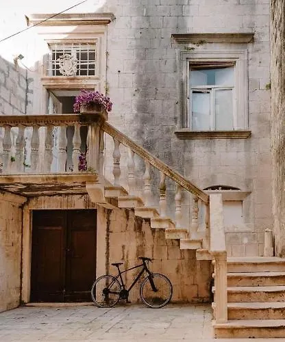 Spanic Palace Gasthof 3*